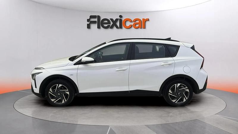 Usado Hyundai Bayon 101 CV (74 kW) 2023 Blanco SUV