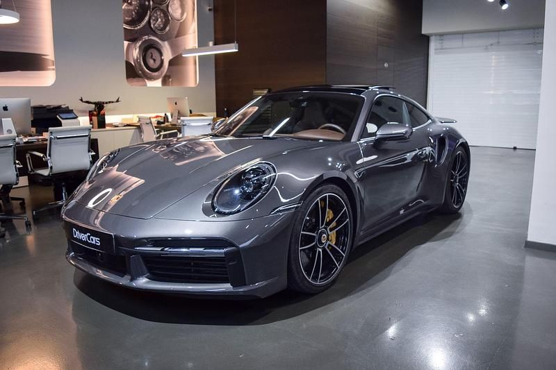 Usado Porsche 911 Turbo S 650 CV (478 kW) 2024 Gris / plata Coupe