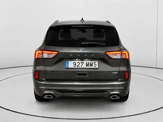 Usado Ford Kuga ST-Line 190 CV (139 kW) 2024 Gris SUV