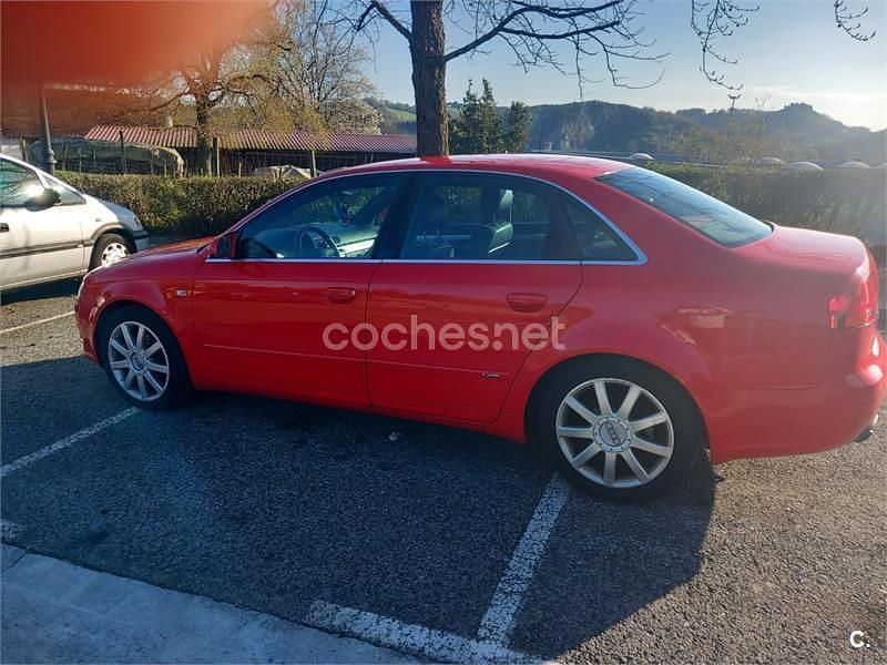 Usado Audi A4 140 CV (102 kW) 2006 Rojo Berlina