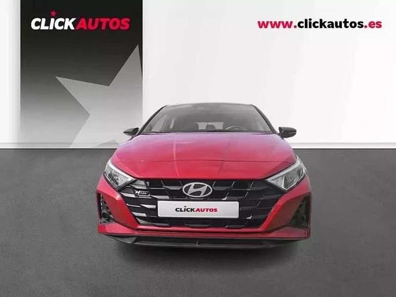 Usado Hyundai i20 N Line 79 CV (58 kW) 2025 Rojo Utilitario