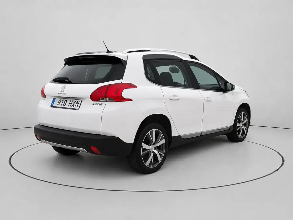 Usado Peugeot 2008 92 CV (67 kW) 2014 SUV