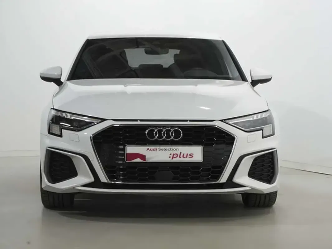 Usado Audi A3 Sportback e-tron 204 CV (150 kW) 2024 Blanco Utilitario