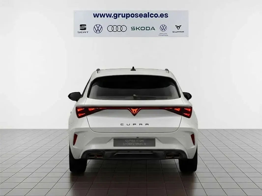 Nuevo Cupra Leon 150 CV (110 kW) 2026 Blanco Familiar