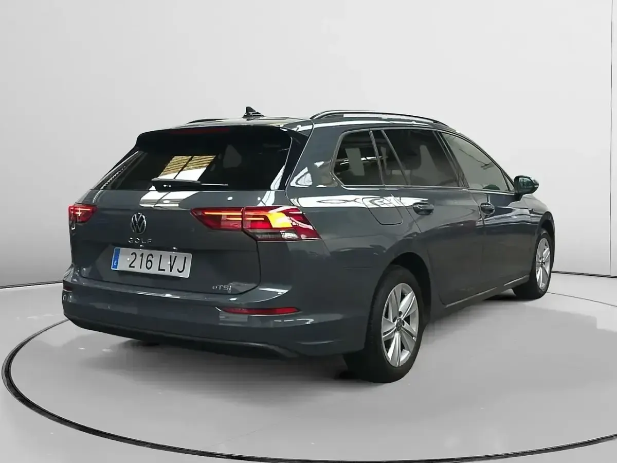 Usado VW Golf VIII Life 110 CV (80 kW) 2021
