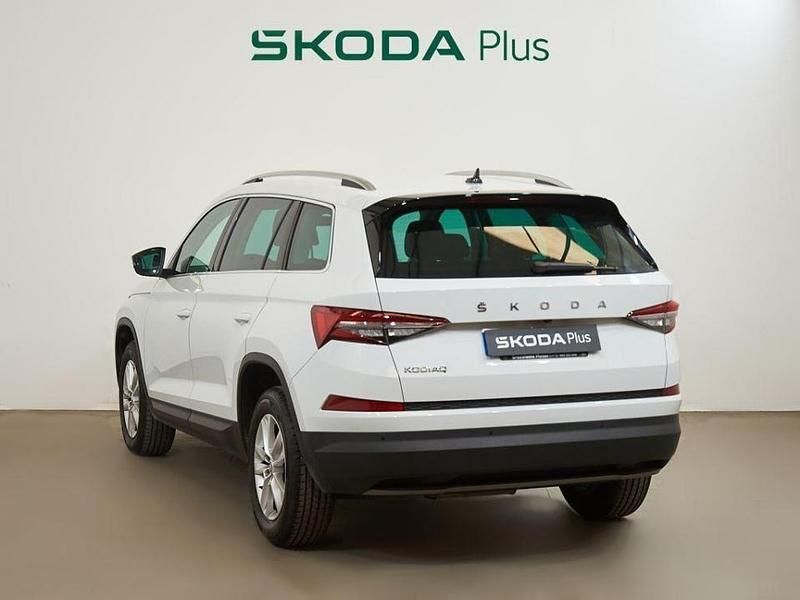 Usado Skoda Kodiaq Ambition 150 CV (110 kW) 2022 Blanco SUV