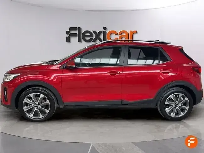 Usado Kia Stonic 100 CV (73 kW) 2020 Rojo SUV