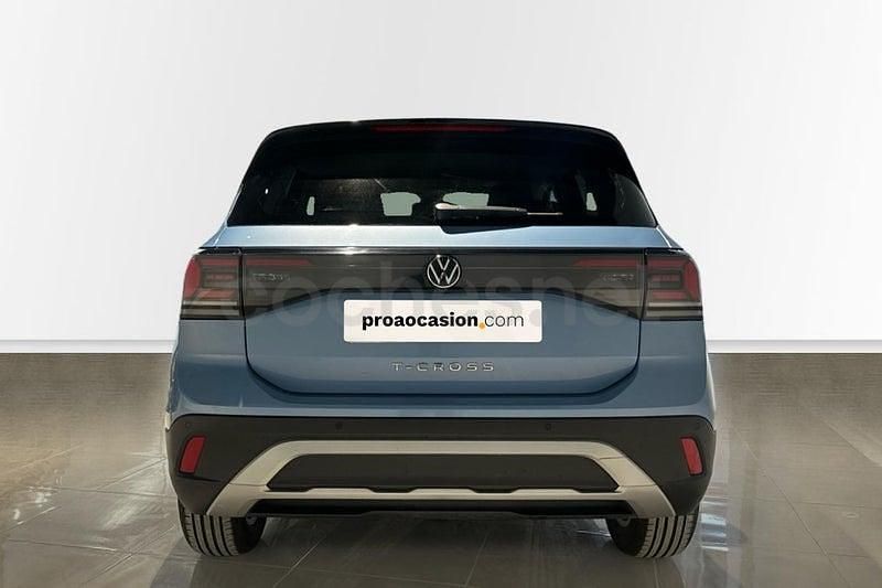 Usado VW T-Cross Life 95 CV (69 kW) 2024 Azul SUV