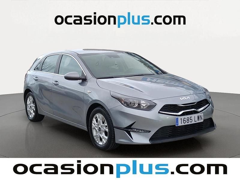 Usado Kia Ceed 100 CV (73 kW) 2022 Gris plata Utilitario