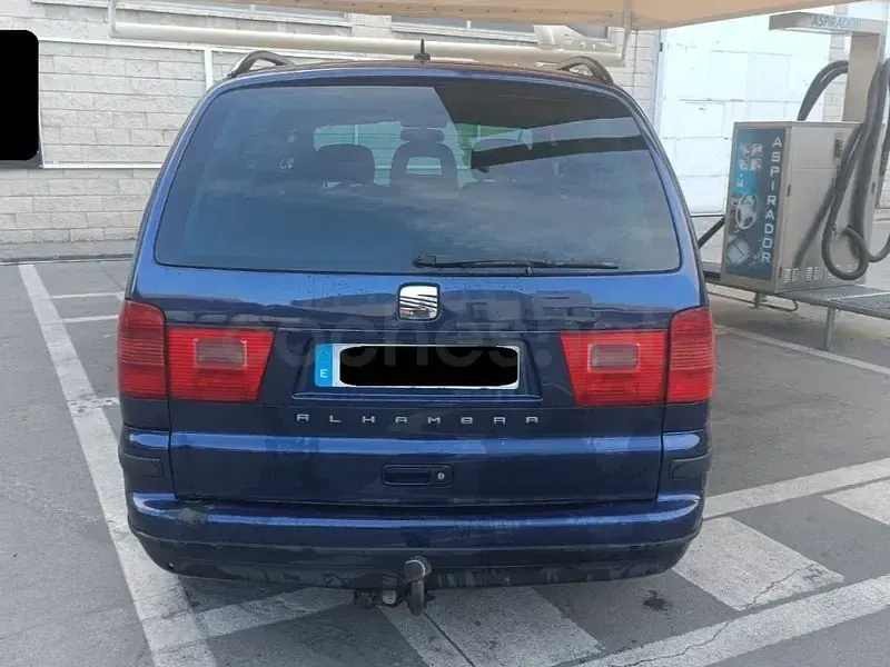 Usado Seat Alhambra Stylance 140 CV (102 kW) 2006 Azul Monovolumen