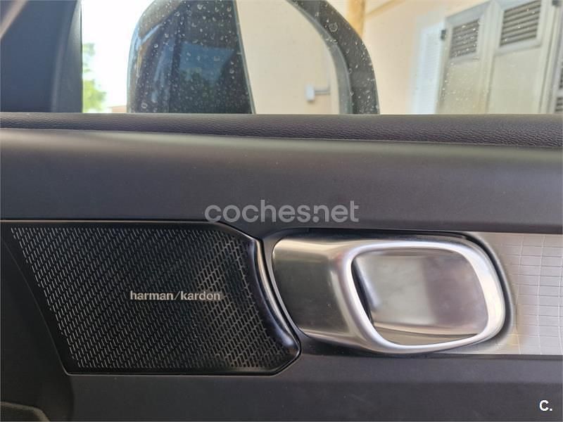 Usado Volvo XC40 Momentum 156 CV (114 kW) 2018 Blanco SUV