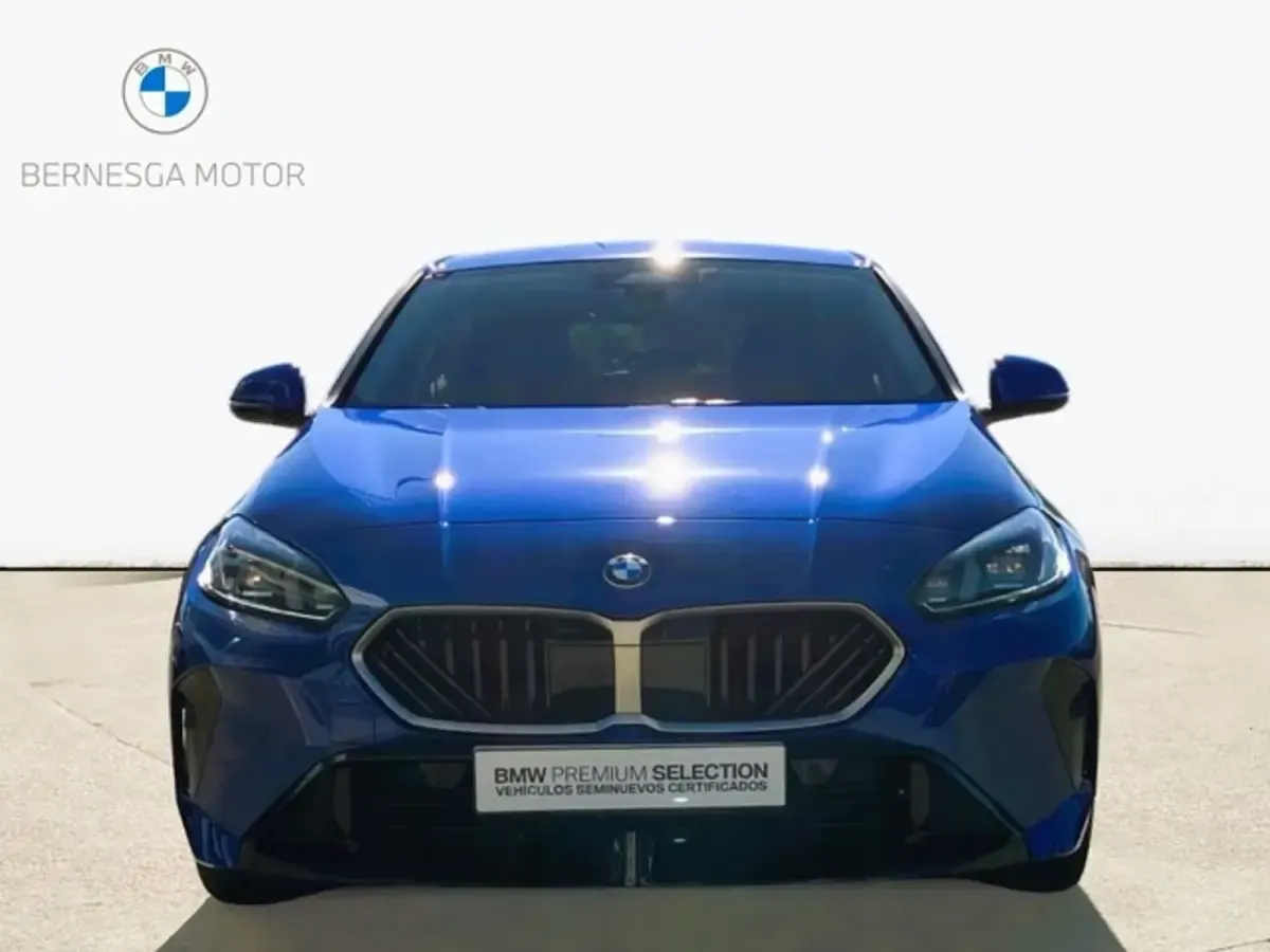 Usado BMW 120 Comfort Edition 163 CV (119 kW) 2025 Azul Utilitario
