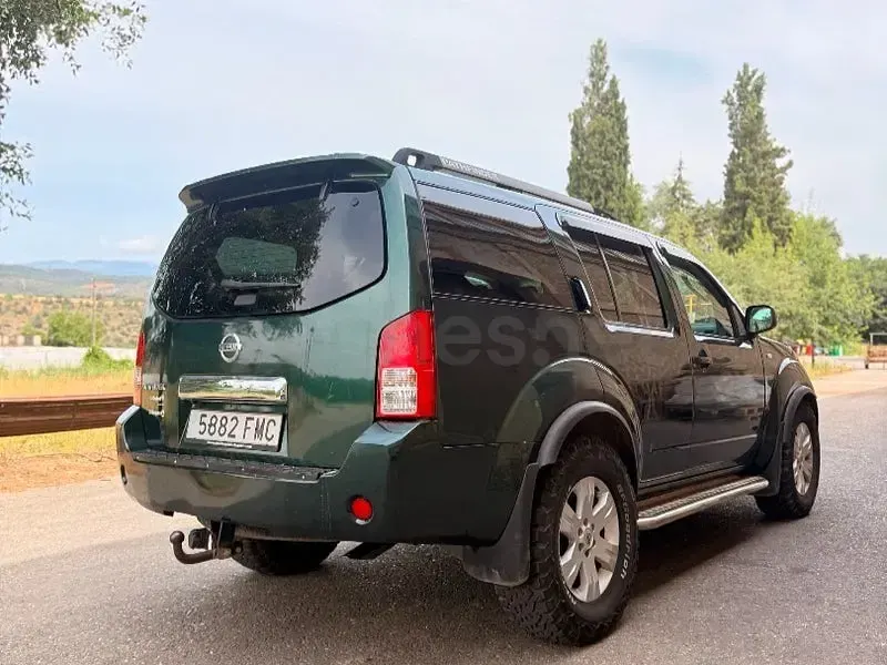 Usado Nissan Pathfinder 171 CV (125 kW) 2007 Verde SUV