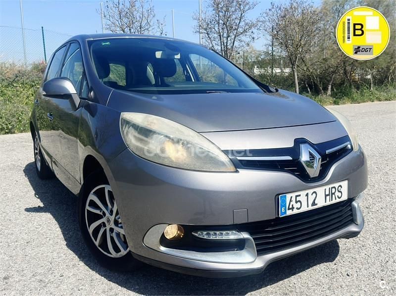 Usado Renault Scénic III Dynamique 130 CV (95 kW) 2013 Gris / plata Monovolumen