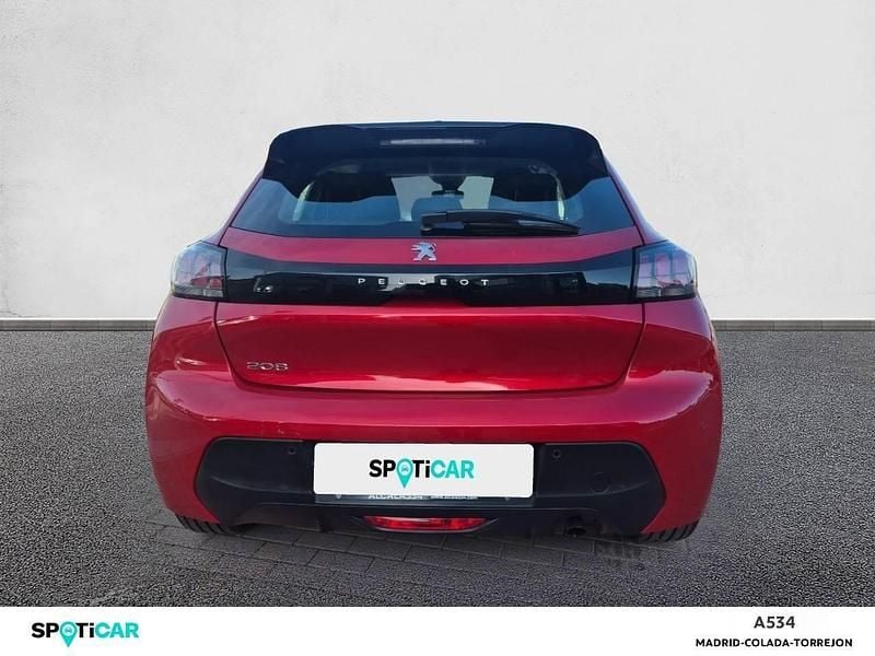 Usado Peugeot 208 Active 100 CV (73 kW) 2022 Rojo Utilitario