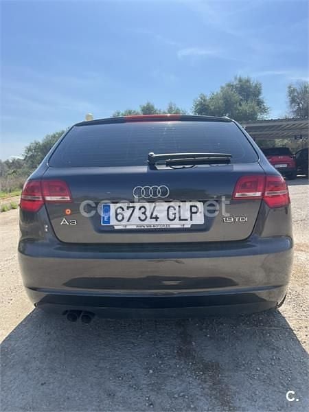 Usado Audi A3 105 CV (77 kW) 2009 Negro Utilitario