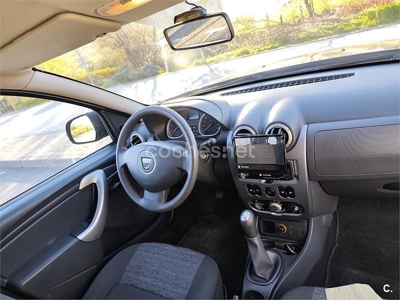 Usado Dacia Duster Lauréate 105 CV (77 kW) 2011 Azul SUV