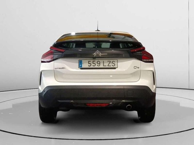 Usado Citroën C4 Feel 111 CV (81 kW) 2022 Blanco Berlina