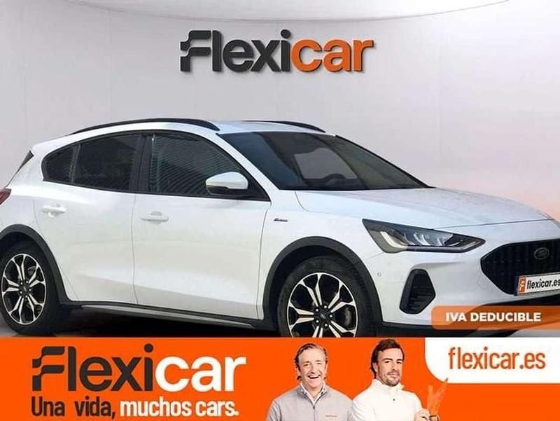Używany Ford Focus Active 156 KM (114 kW) 2022 Biały Sedan/Limuzyna