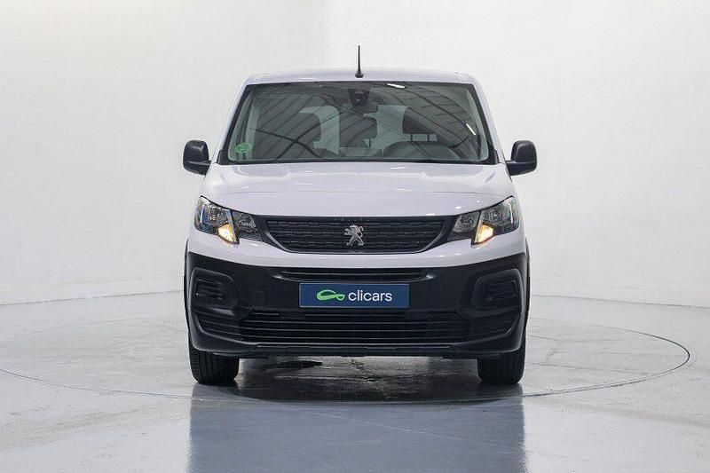 Usado Peugeot Rifter Active 100 CV (73 kW) 2022 Blanco Monovolumen