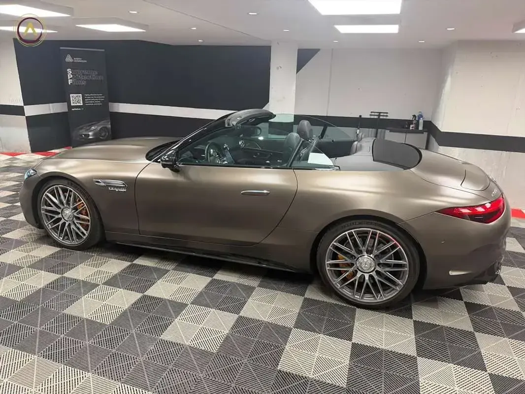 Usado Mercedes SL43 AMG AMG 585 CV (430 kW) 2022 Gris Descapotable