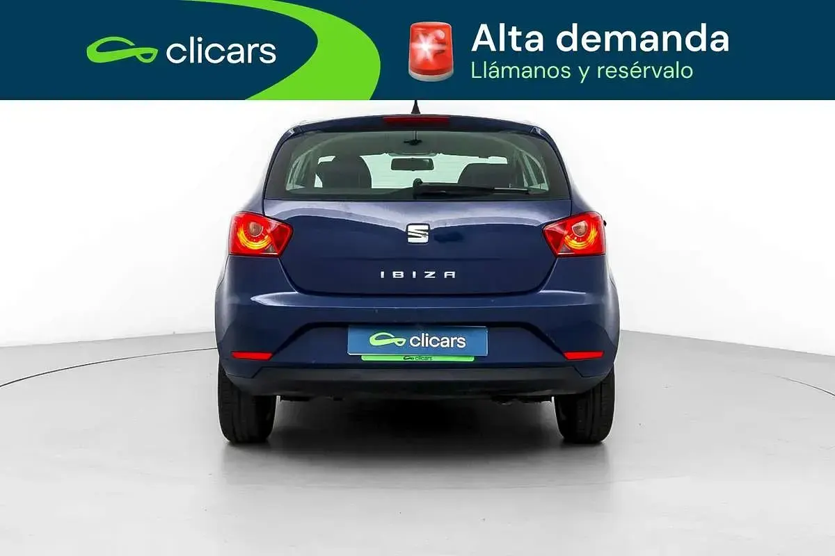 Usado Seat Ibiza Reference 75 CV (55 kW) 2017 Azul Utilitario