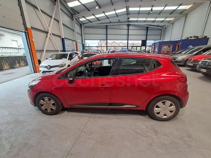 Usado Renault Clio IV Authentique 75 CV (55 kW) 2013 Naranja Berlina