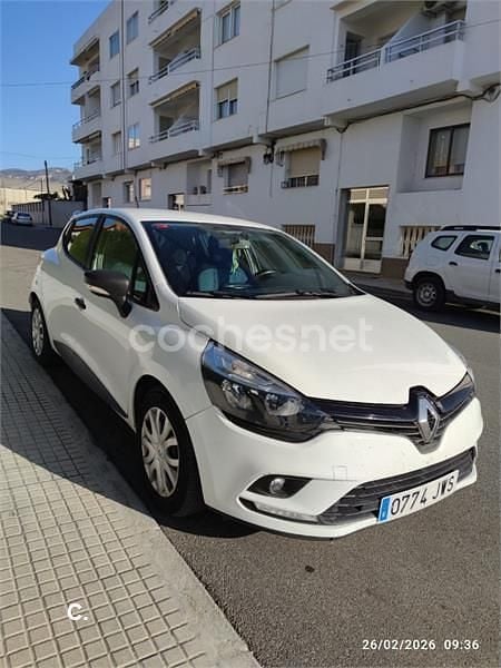 Usado Renault Clio IV LIMITED 75 CV (55 kW) 2017 Negro Berlina