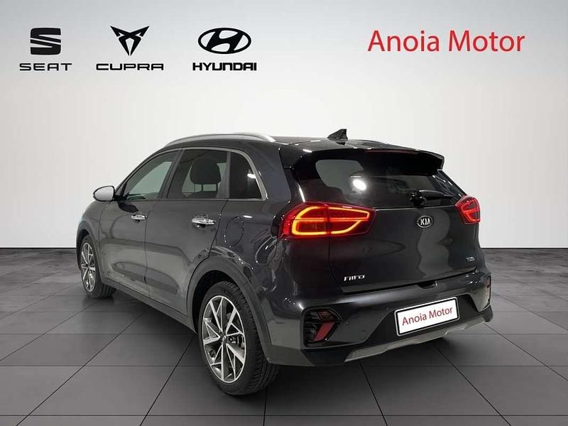 Usado Kia Niro 141 CV (103 kW) 2021 Gris SUV