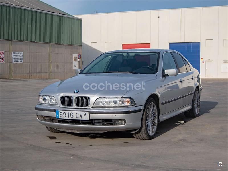 Usado BMW 520 150 CV (110 kW) 2000 Gris / plata Berlina
