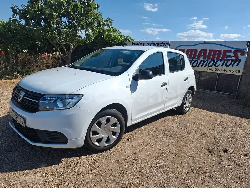 Usado Dacia Sandero Ambiance 73 CV (53 kW) 2018 Blanco Berlina