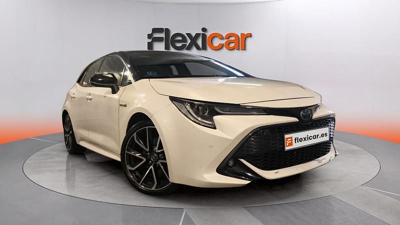 Usado Toyota Corolla Advance 180 CV (132 kW) 2019 Blanco Berlina