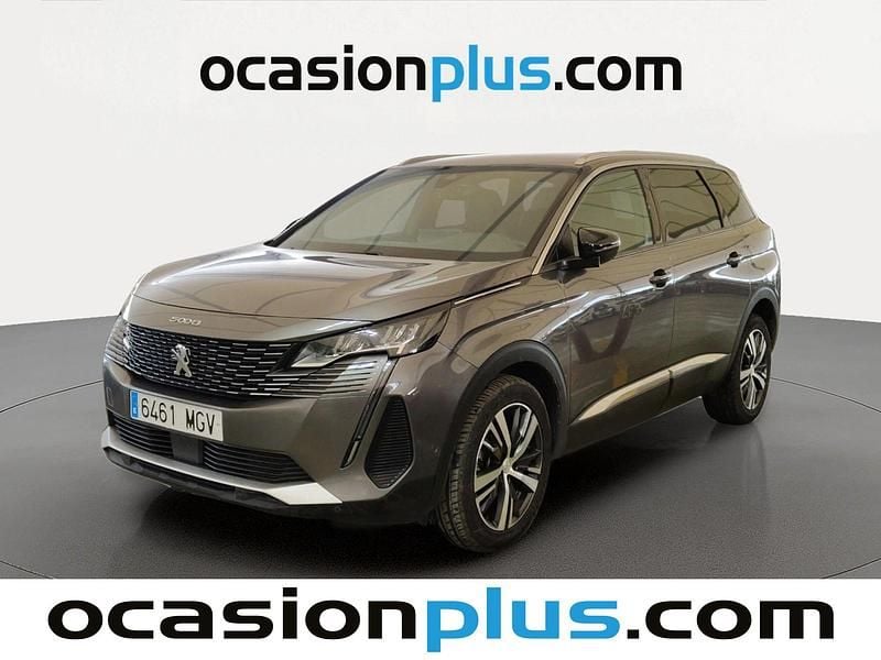 Usado Peugeot 5008 Allure 131 CV (96 kW) 2023 Gris plata SUV