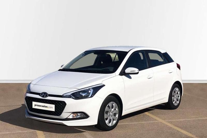 Blanco Usado 2018 Hyundai i20 Utilitario | 10.400 € (Super precio) - Imagen 1/4