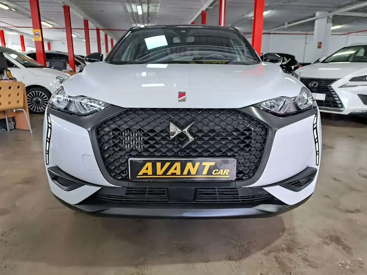 Usado DS Automobiles DS3 Crossback Performance 130 CV (95 kW) 2022 Blanco SUV