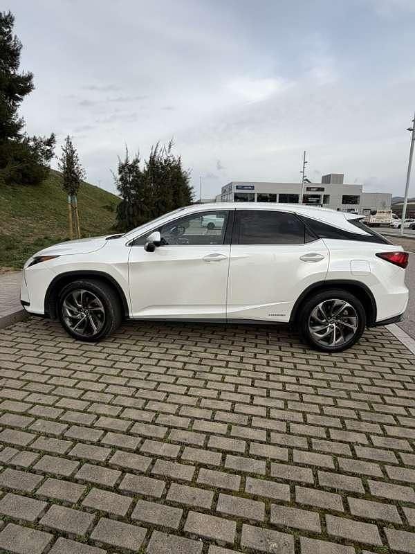 Usado Lexus RX450hL Luxury Line 313 CV (230 kW) 2019 Blanco SUV