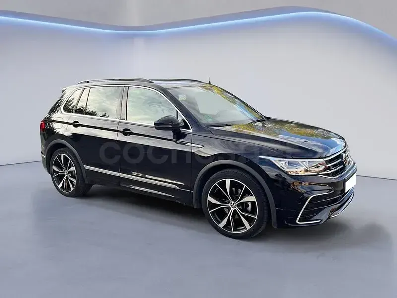Usado VW Tiguan R-line 150 CV (110 kW) 2022 Negro SUV