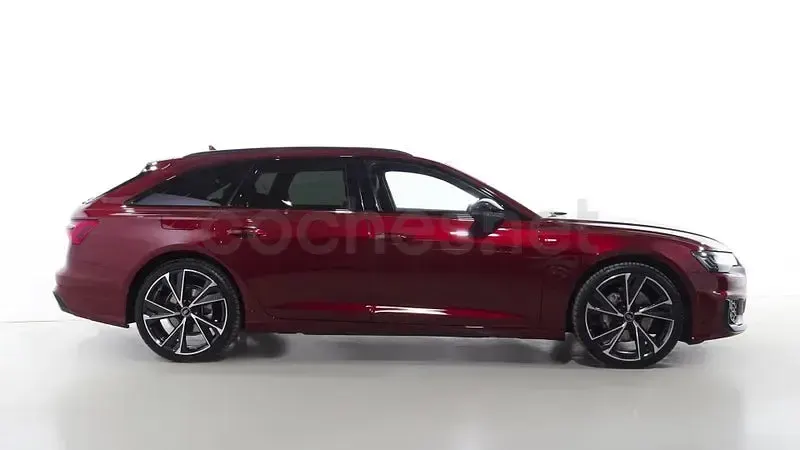 Usado Audi A6 Sport 204 CV (150 kW) 2024 Rojo Familiar