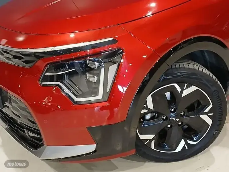 Usado Kia e-Niro 150 kW (204 CV) 2023 Rojo SUV