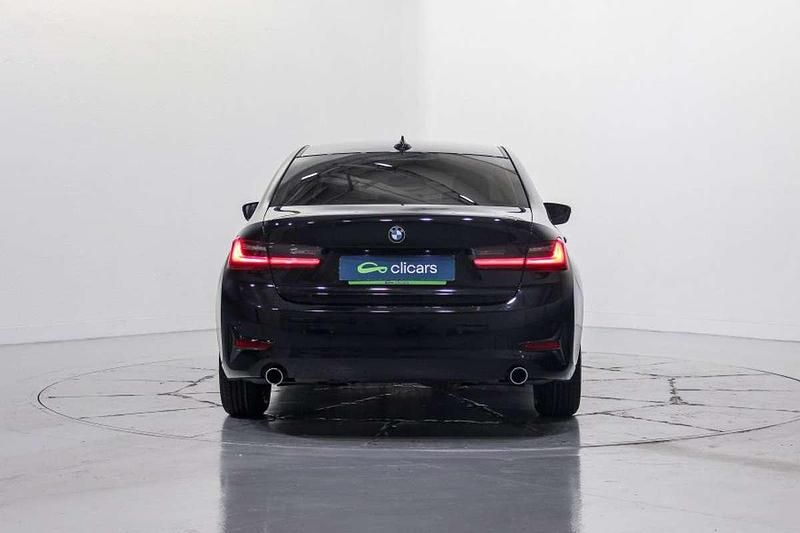 Usado BMW 318 150 CV (110 kW) 2021 Negro Berlina