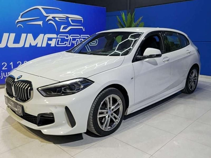 Käytetty BMW 116 M Sport 150 HP (110 kW) 2022 Valkoinen Viistoperä