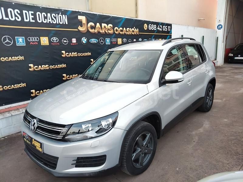 Gris / plata Usado 2014 VW Tiguan SUV | 12.999 € (Buen precio) - Imagen 1/4
