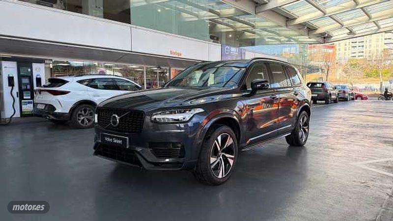 Usado Volvo XC90 R-Design 390 CV (286 kW) 2021 Gris / plata SUV