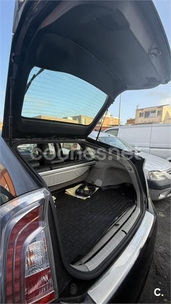 Negro Usado 2013 Toyota Prius Eco Utilitario | 5600 € (Precio justo) - Imagen 1/4