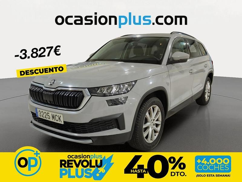 Usado Skoda Kodiaq Ambition 150 CV (110 kW) 2022 Gris / plata SUV
