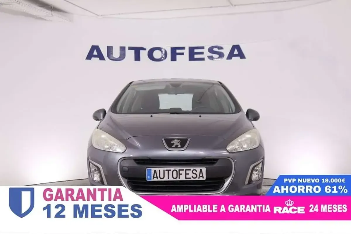 Usado Peugeot 308 Access 111 CV (81 kW) 2011 Utilitario