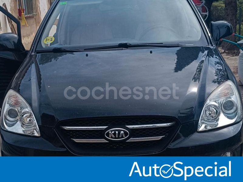 Negro Usado 2009 Kia Carens Monovolumen | 5990 € (Precio justo) - Imagen 1/3