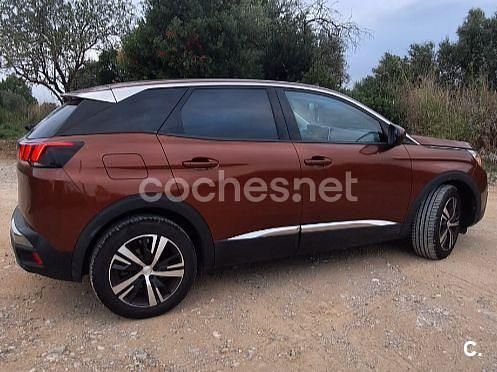 Marrón Usado 2019 Peugeot 3008 Allure SUV | 17.900 € (Un poco caro) - Imagen 1/4