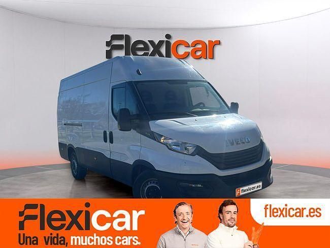 Usado Iveco Daily 156 CV (114 kW) 2023 Blanco Berlina