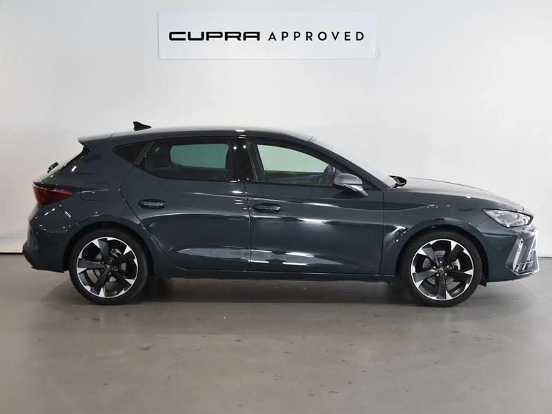 Usado Cupra Leon 150 CV (110 kW) 2025 Azul